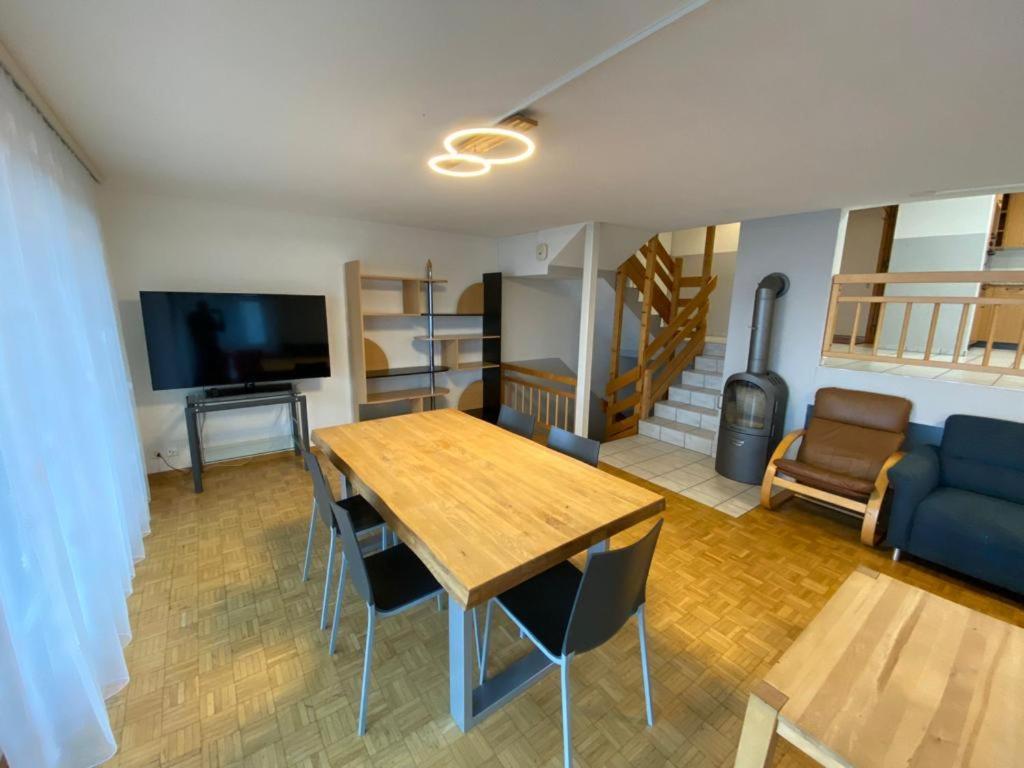 Lake View Apartment -14 Niederried bei Interlaken Esterno foto